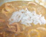 Foto del paso 8 de la receta: Calamar y gambas en salsa
