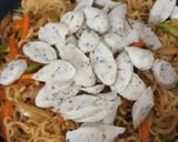 A picture of step 5 of Sausage Noodles.