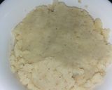 A picture of step 2 of Potato cake.