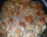 A picture of step 4 of Yummy fried Gurasa and egg.