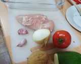 Foto del paso 1 de la receta: Pollo a la mediterránea