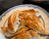 Foto del paso 2 de la receta: Supremas de pollo de corral en salsa de curry y verduras
