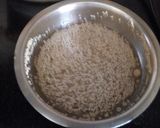 A picture of step 2 of Aloo posto.