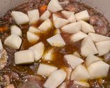 A picture of step 5 of Old-Fashioned Beef Stew.