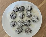 Kókuszgolyó recept fázis 3 fotója