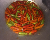 Foto langkah ke 3 dari resep Sambal bawang ala bu rudy simple enak.
