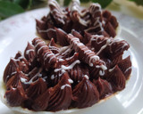 Foto del paso 4 de la receta: Huevo de Pascua de chocolate blanco  relleno