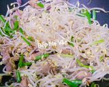 Hình bước làm 1 của món Lòng gà xào giá