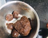 A picture of step 2 of Choco biscuits.
