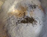 A picture of step 2 of Cold Topping "Pittsburgh-Style" Tray Pizza.