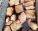 Foto del paso 4 de la receta: Pollo marinado con coles de Bruselas
