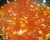 Foto del paso 2 de la receta: Macarrones integrales con tomate, atún y verduras