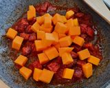 Foto del paso 2 de la receta Garbanzos con chorizo a la sidra y calabaza