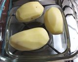 Foto del passaggio 2 della ricetta Patate a barchetta 😋
