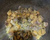 A picture of step 4 of Ofada sauce.