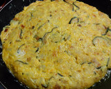 Foto del paso 4 de la receta: Tortilla de patatas, calabacin, cebolleta y puerro..