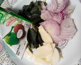 Gambar langkah 1 resipi Gulai Cendawan dan udang.