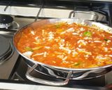 Hình bước làm 5 của món Trứng địa ngục (egg in hell)