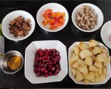 A picture of step 1 of Fruit chaat with Groundnuts.