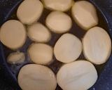 A picture of step 3 of Persian Potato Tahdig (Crispy Potato Crust).