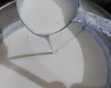 A picture of step 5 of Rabdi Ghevar.