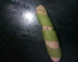 A picture of step 8 of Potato Curl Rolls.
