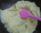 Foto langkah ke 4 dari resep Korean Garlic Cheese Bread with cheese bechamel.