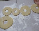 Foto del paso 4 de la receta: Rosquitas fáciles con harina leudante