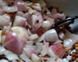A picture of step 2 of Kara chutney.