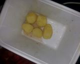 A picture of step 1 of Vinegar Baked potatoes.