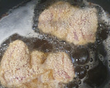 Foto del paso 3 de la receta: Contramuslo de pollo rebozado