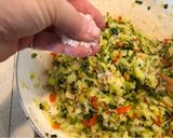 Foto del paso 2 de la receta: Salsa de puerros y tomates