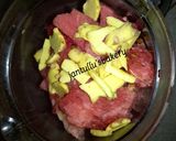 A picture of step 5 of Melon fruits basket.