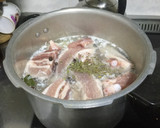 Foto del paso 1 de la receta: Hongo clavito en mole