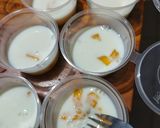 Foto langkah ke 3 dari resep Pudding Susu Mangga.