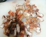 Foto del paso 5 de la receta: Corbatines en salsa pomodoro con chicharrón