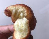 Foto langkah ke 9 dari resep Kkwabaegi (donat kepang Korea).