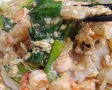 Foto langkah ke 5 dari resep Kwetiau Siram Udang.