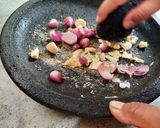 Foto langkah ke 4 dari resep Tumis pepaya muda pedas.