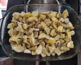 Foto del paso 2 de la receta: Patatas a la griega (con limón, ajo y orégano)