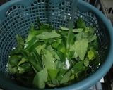 Foto langkah ke 2 dari resep Sayur Daun Katuk.