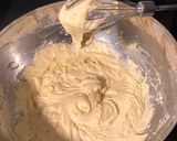 A picture of step 3 of Tres leches.