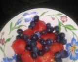 A picture of step 3 of Melon Berry.