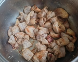 Foto del paso 1 de la receta: Estofado de magro de cerdo