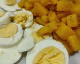عکس مرحله 2 از دستور سیب زمینی و تخم مرغ آبپز (مخصوص سرما خوردگی)