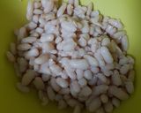 Foto del paso 1 de la receta 🥗 Ensalada de alubias blancas 🫘⚪ y sardinillas 🐟 en aceite 🪔🫒