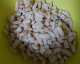 Foto del paso 1 de la receta: 🥗 Ensalada de alubias blancas 🫘⚪ y sardinillas 🐟 en aceite 🪔🫒