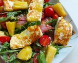 Sałatka z halloumi i ananasem krok przepisu 2 zdjęcie