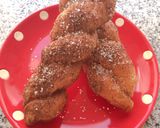 Foto langkah ke 5 dari resep Kkwabaegi (korean twisted donuts).