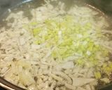 A picture of step 2 of Macaroni with Ground Meat and Béchamel, Baked in the Oven.